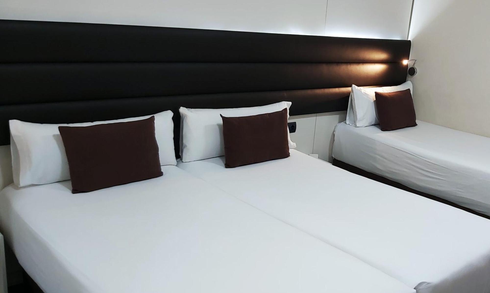 Bcn Urbaness Hotels Del Comte Barcelona Exterior photo